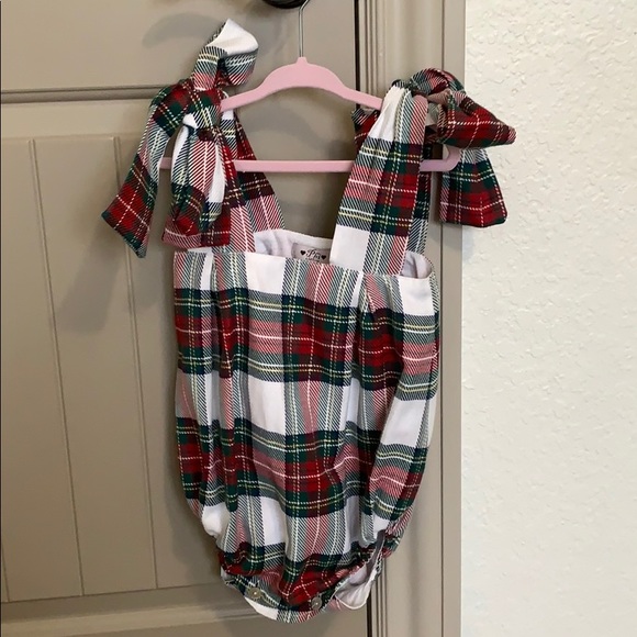 Romper - Picture 1 of 3